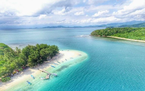 Eksplor Lombok Tanpa Ribet: Tips Transportasi, Budget, & Tempat Wajib Dikunjungi